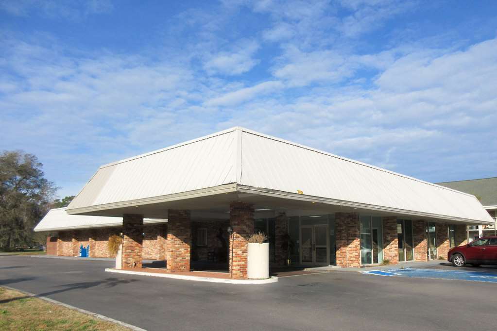 Quality Inn & Suites Pawleys Island Exterior photo